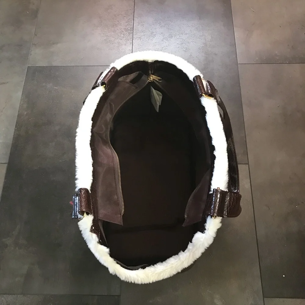 Small pet carrier